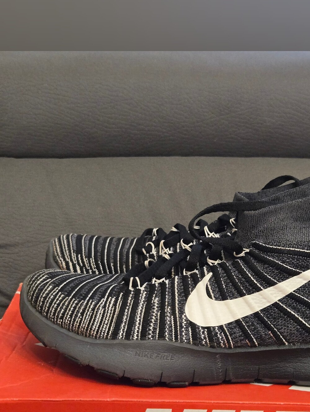 Nike Free TR Train Force Flyknit Shoes Mens Size 7.5 Black White 833275-017